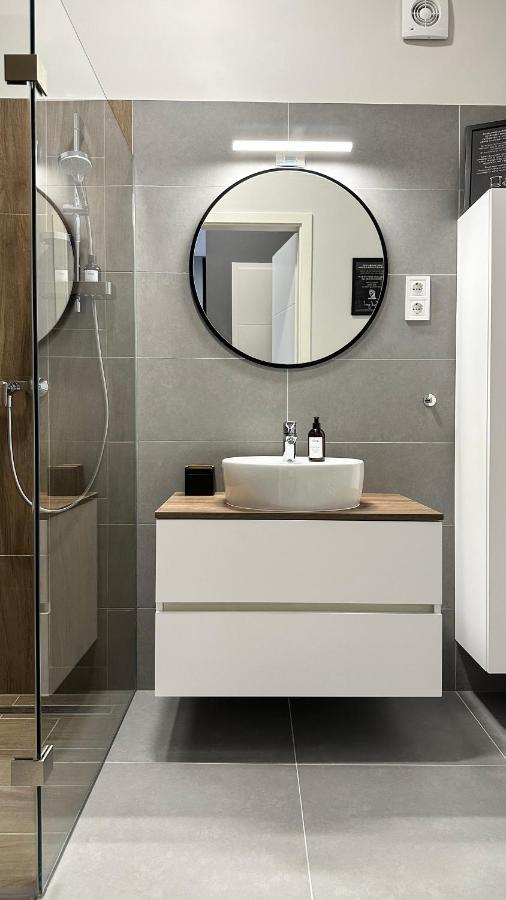 Linden Apartman 107 Glamour (Adults Only) Mosonmagyarovar Exterior photo